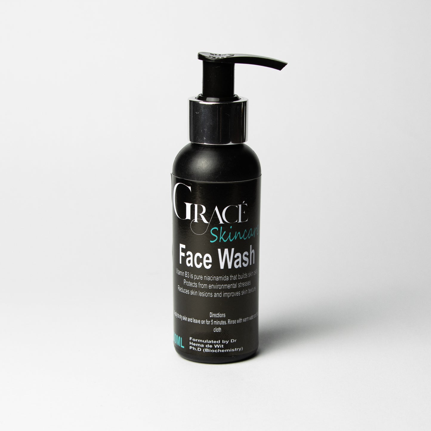 Face wash with Vitamin B 3 and Liquorice extract